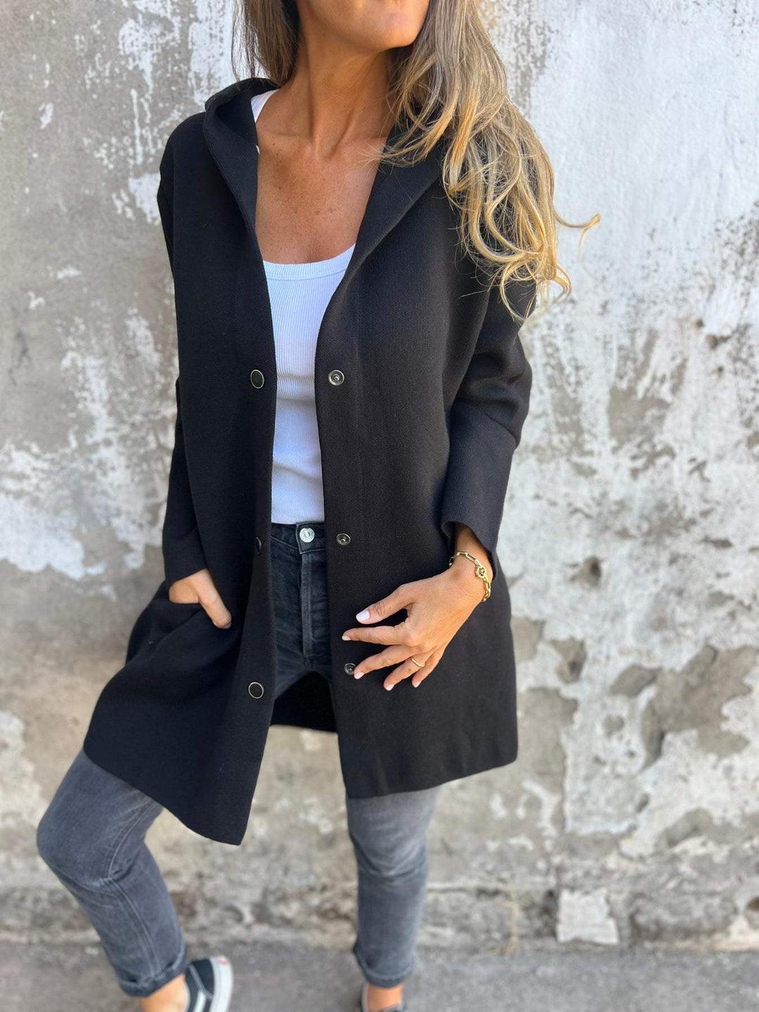 Hanneke™ | Zomerblazer met knopen en capuchon